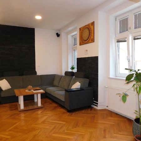 Modern Apartment Hrenova Street Liubliana Exterior foto