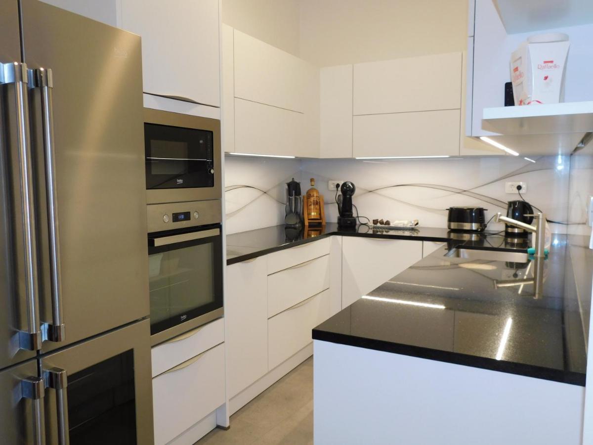 Modern Apartment Hrenova Street Liubliana Exterior foto