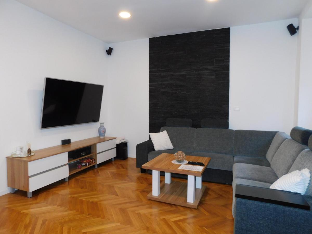 Modern Apartment Hrenova Street Liubliana Exterior foto